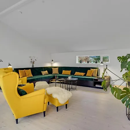 Дом отдыха 3 Bedroom Nice In Stroby