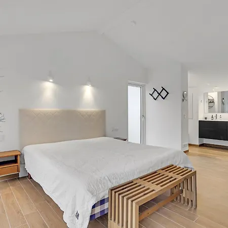 3 Bedroom Nice In Дом отдыха Stroby