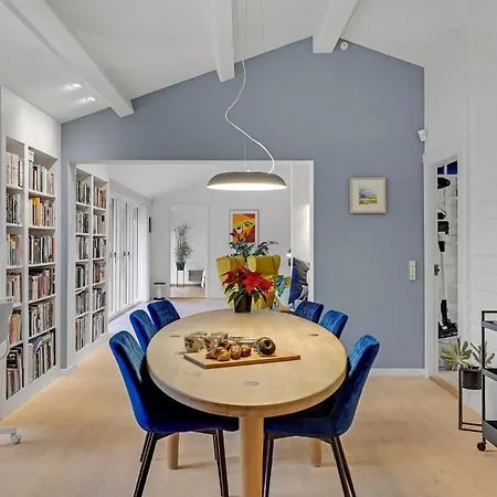 3 Bedroom Nice In Дом отдыха Stroby